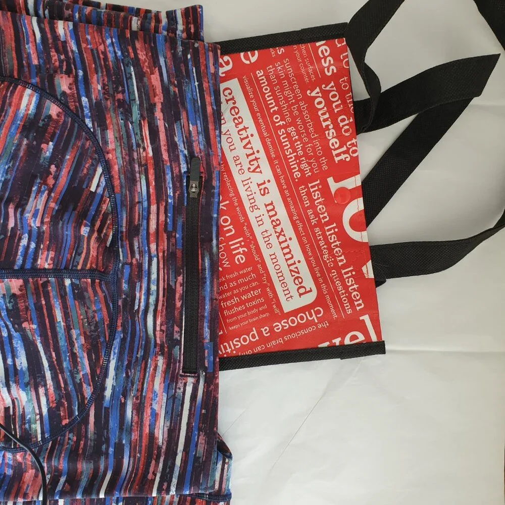 LULULEMON - NTW Speed Up Crop Incl Lulu Bag, Size 4